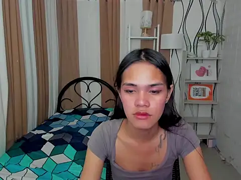 XxBigCockAliyahxX online show from 10.28.25