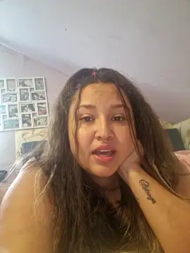 Snapshot of crazygirl26848 chatting on 11.17.25 crazygirl26848 online show from 11.17.25