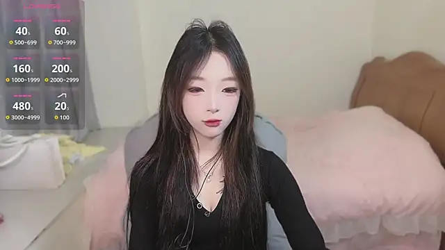 by-Hannah online show from 03.05.26