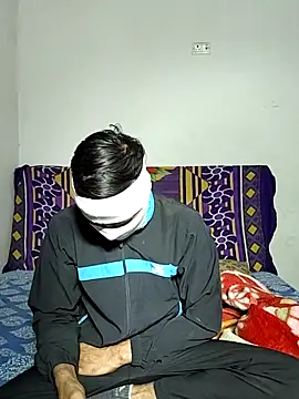 Heena-143 online show from 11.18.25