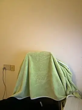 Snapshot of Olivia-1314 chatting on 10.25.25 Olivia-1314 online show from 10.25.25