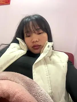 Macy-y online show from 11.17.25