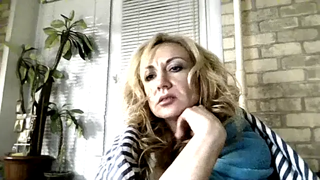 LilaniLoverx online show from 11.16.25