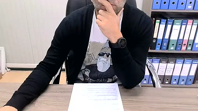 Evasionee online show from 11.17.25