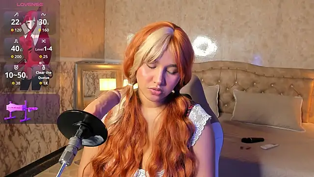 WhitneySweet online show from 11.04.25