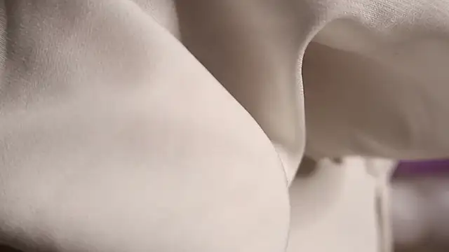 Petalwren online show from 12.19.25