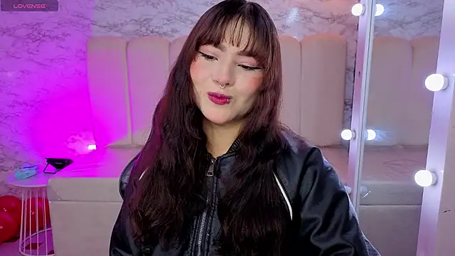 Afrodita Wild v online show from 02.22.26