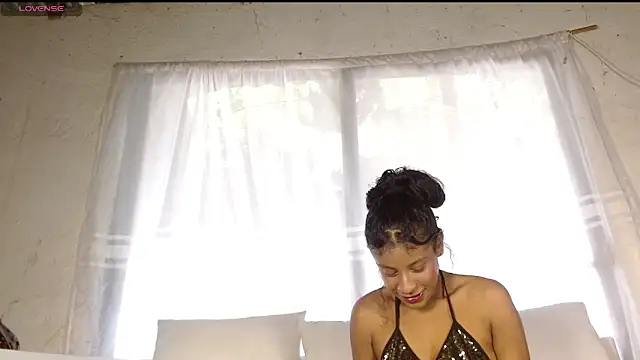 antonella pink2 online show from 04.20.26