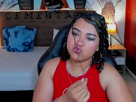 Snapshot of Prettyy_zoe chatting on 10.26.25 Prettyy zoe online show from 10.26.25
