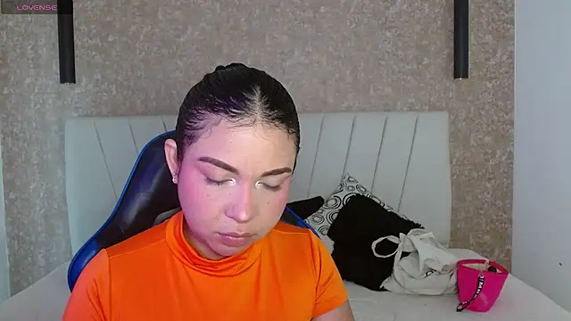 AliceSmity  online show from 04.07.26