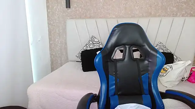 AliceSmity  online show from 04.09.26