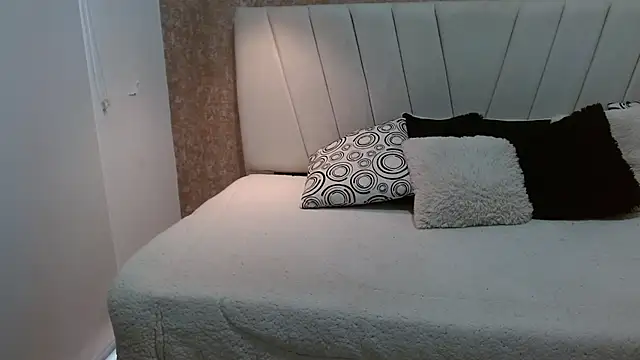 AliceSmity  online show from 04.18.26