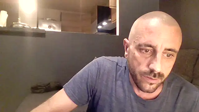 Snapshot of Thalia_Drake06 chatting on 10.24.25 Thalia Drake06 online show from 10.24.25