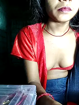 Snapshot of desicoupleNoon chatting on 05.09.26 desicoupleNoon online show from 05.09.26