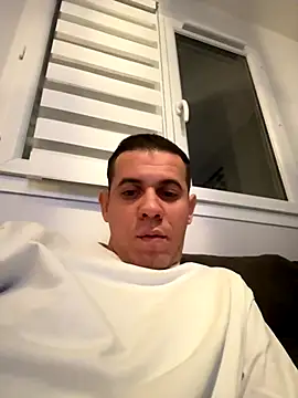 Snapshot of Xx_rvs_xX chatting on 10.24.25 Xx rvs xX online show from 10.24.25