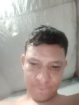 Snapshot of helan69 chatting on 10.26.25 helan69 online show from 10.26.25