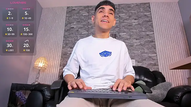 zack joness18 online show from 11.20.25