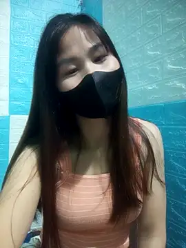 Donatella28 online show from 12.16.25