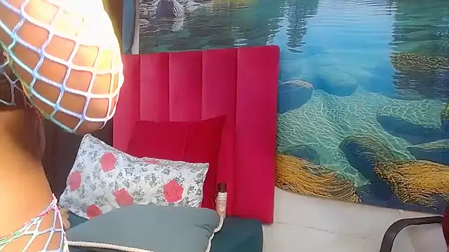 Lisa-001 online show from 02.17.26