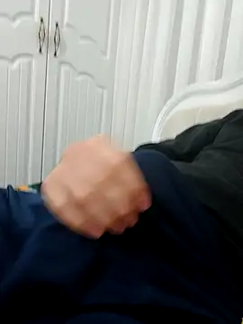 burak682 online show from 10.27.25