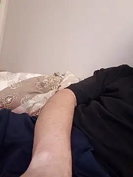 burak682 online show from 10.28.25