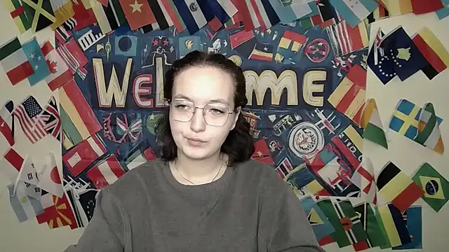 MissAriaa online show from 10.30.25