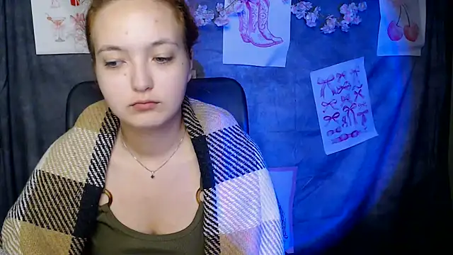 Snapshot of MissAriaa chatting on 06.14.26 MissAriaa online show from 06.14.26