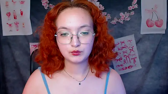 Snapshot of MissAriaa chatting on 06.16.26 MissAriaa online show from 06.16.26