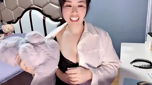 yaoyao22678 online show from 02.09.26