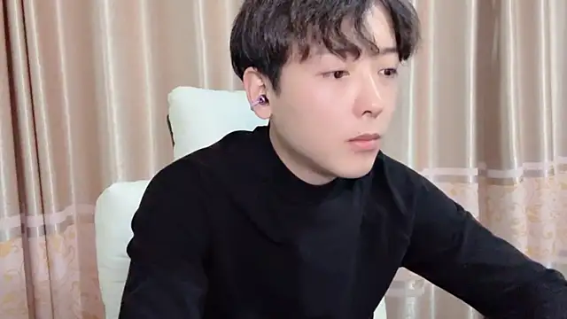 Snapshot of xiaoxiao1025 chatting on 10.26.25 xiaoxiao1025 online show from 10.26.25