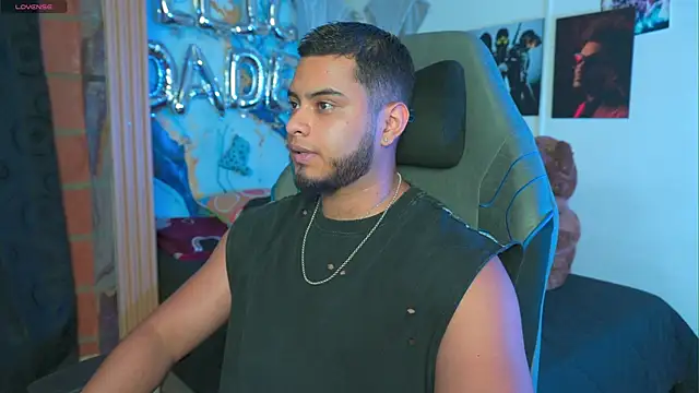 Tiler wolker online show from 03.03.26