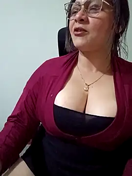 Angie milf50 online show from 11.15.25