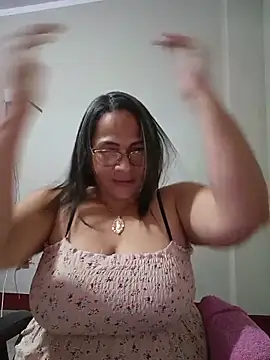 Snapshot of Angie_milf50 chatting on 06.11.26 Angie milf50 online show from 06.11.26