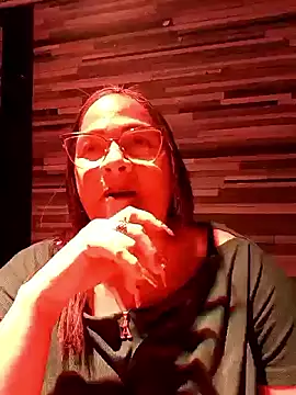 Snapshot of Angie_milf50 chatting on 06.20.26 Angie milf50 online show from 06.20.26