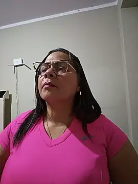 Snapshot of Angie_milf50 chatting on 07.20.26 Angie milf50 online show from 07.20.26