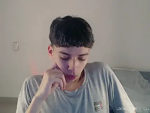 Snapshot of Sett_01 chatting on 11.08.25 Sett 01 online show from 11.08.25