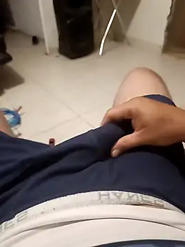 Snapshot of Joonnyyy chatting on 10.28.25 Joonnyyy online show from 10.28.25