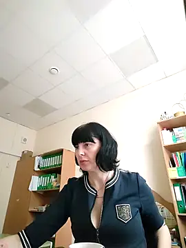 Viknika online show from 10.31.25