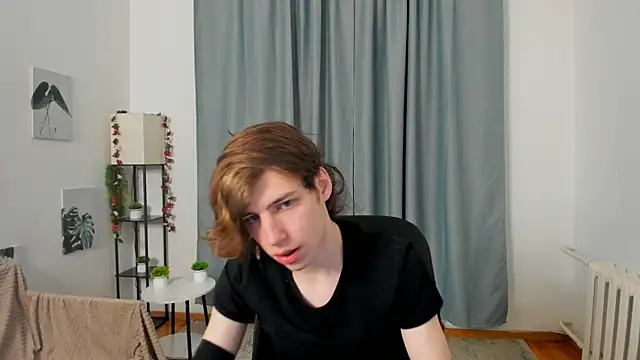 AvenGlow online show from 12.14.25