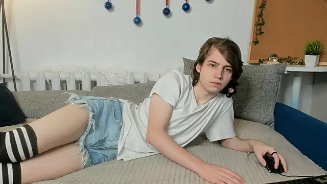 AvenGlow online show from 01.06.26