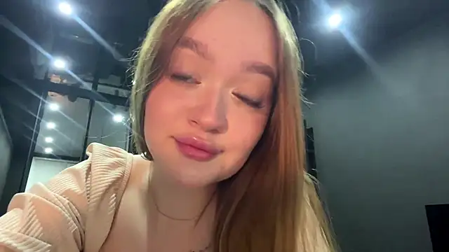 Snapshot of SecretGerl_baby2007 chatting on 11.07.25 SecretGerl baby2007 online show from 11.07.25