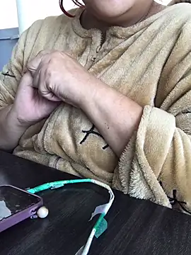 Evil kitty6 online show from 11.11.25