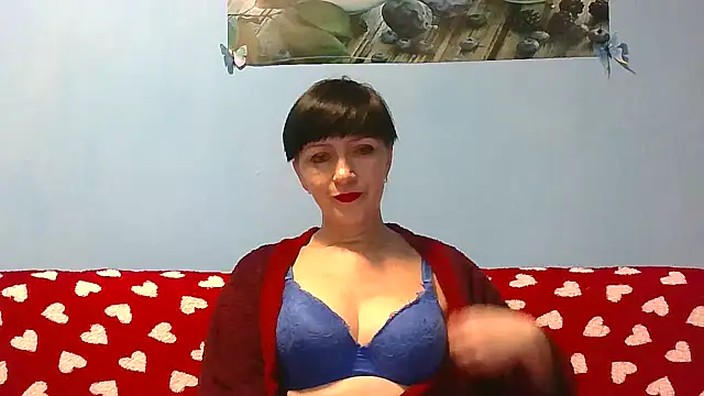 IffetLove42 online show from 02.20.26