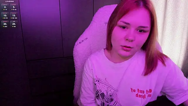 Snapshot of sophia_lix chatting on 06.10.26 sophia lix online show from 06.10.26