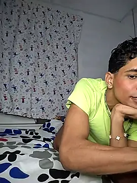 Alex Sweeting online show from 12.03.25