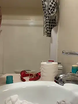 JayyBabyy1 online show from 10.29.25