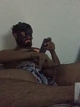 Snapshot of AlztaClouds chatting on 11.11.25 AlztaClouds online show from 11.11.25