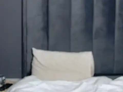 Snapshot of TASH360 chatting on 11.10.25 TASH360 online show from 11.10.25