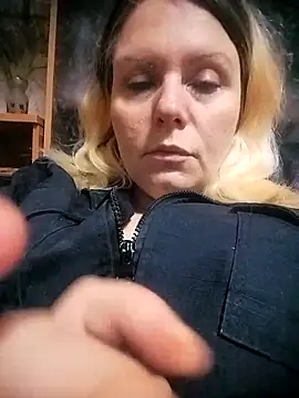 Lana-murr online show from 12.15.25