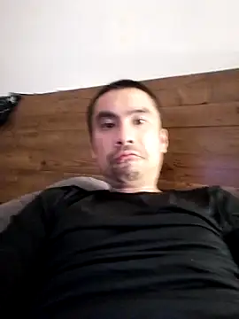 Stronggdragon85 online show from 06.04.26